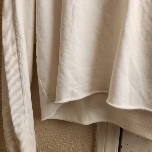 Aerie- Cropped Hoodie - Picture 4 of 7